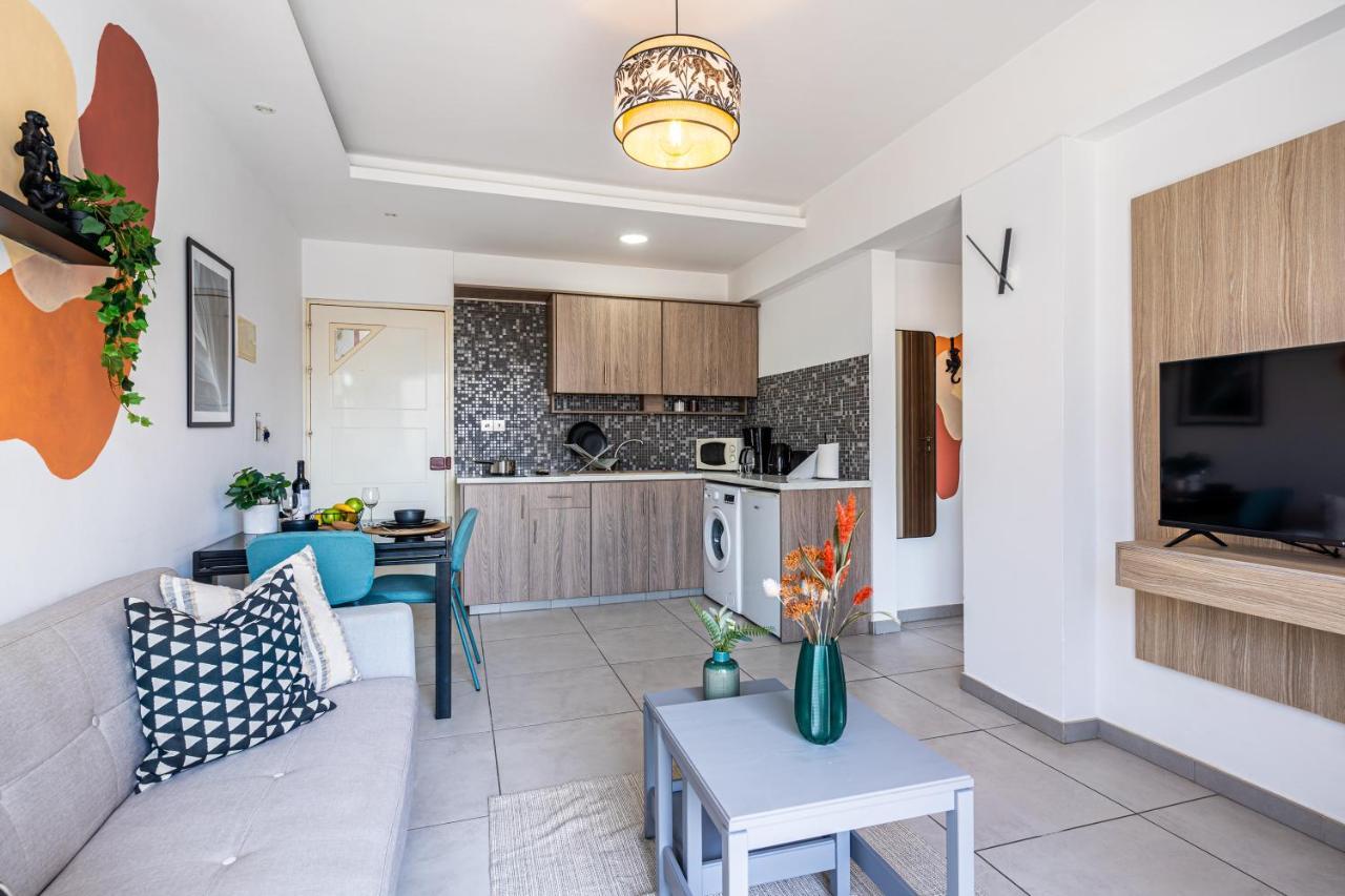 Made With Love 1-Br Apt By Finikoudes Beach Lárnaca Exterior foto